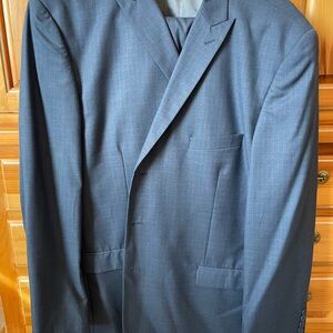 Men's Classic Blue Gray Suit